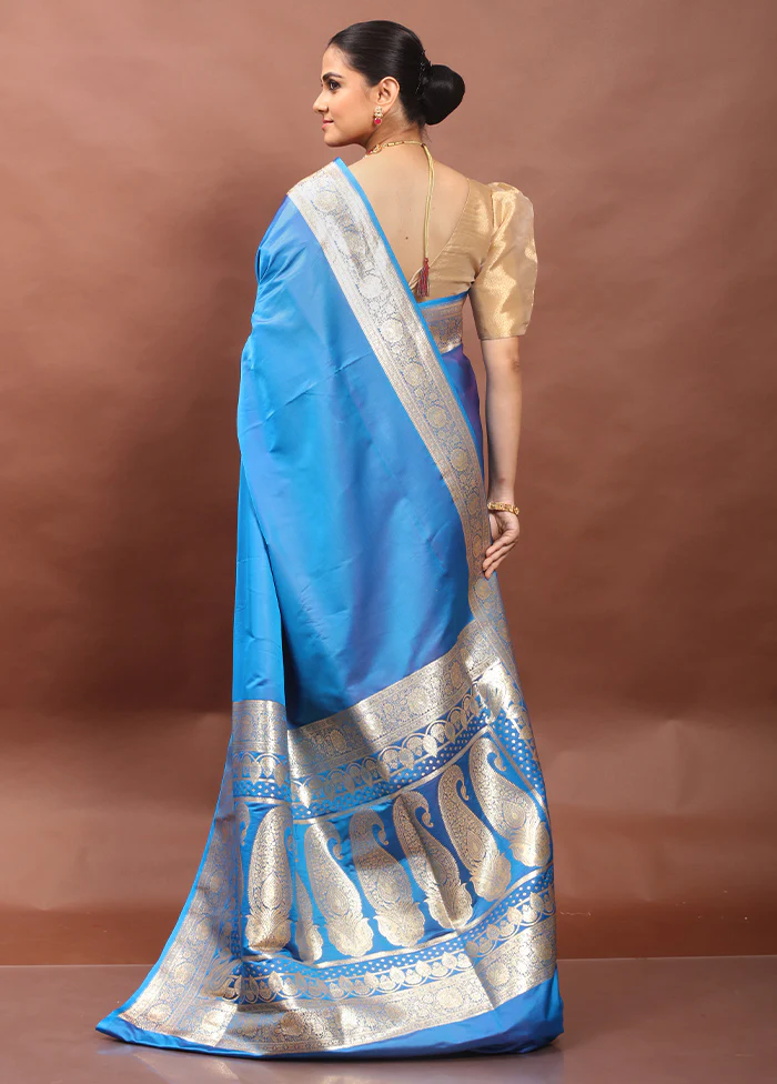 Blue Banarasi Silk Saree With Blouse Piece - Image 3