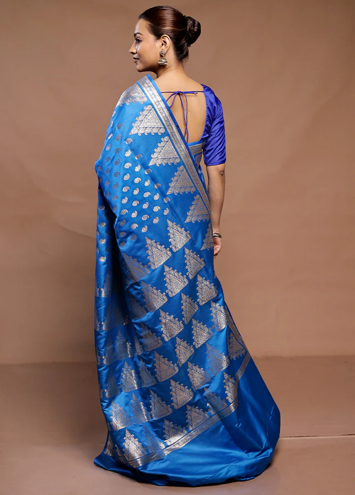 Blue Banarasi Silk Saree With Blouse Piece - Image 3