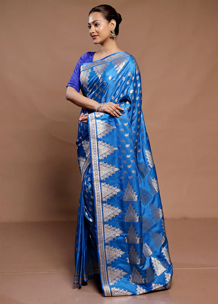 Blue Banarasi Silk Saree With Blouse Piece - Image 4