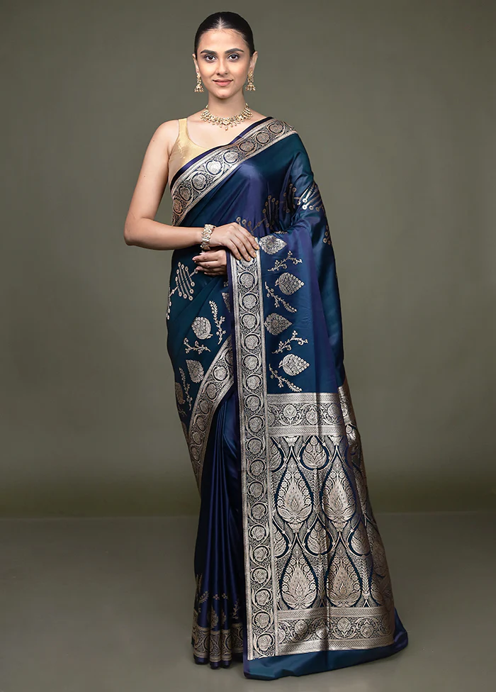 Blue Banarasi Silk Saree With Blouse Piece - Image 2