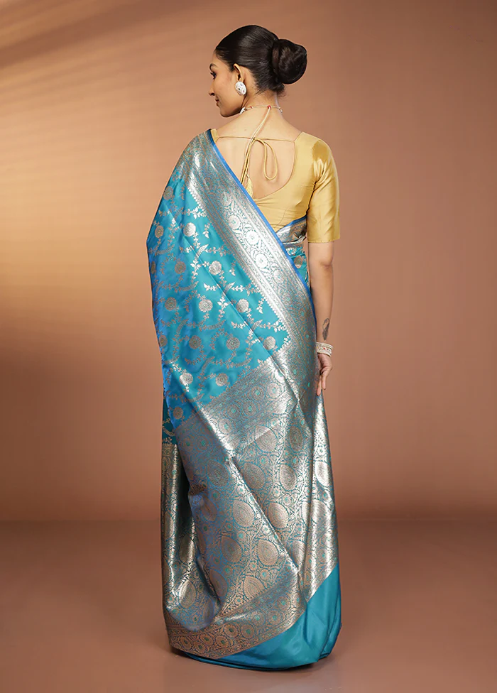 Blue Banarasi Silk Saree With Blouse Piece - Image 3