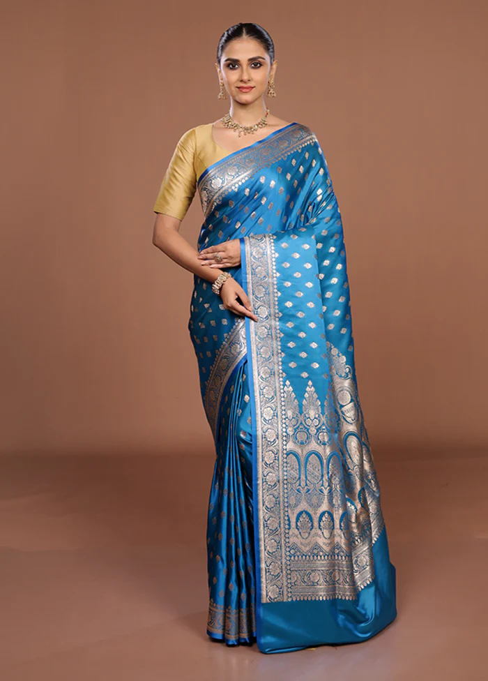 Blue Banarasi Silk Saree With Blouse Piece - Image 2