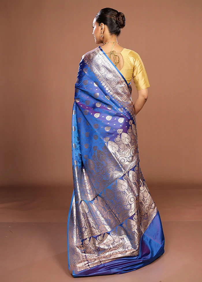 Blue Banarasi Silk Saree With Blouse Piece - Image 3