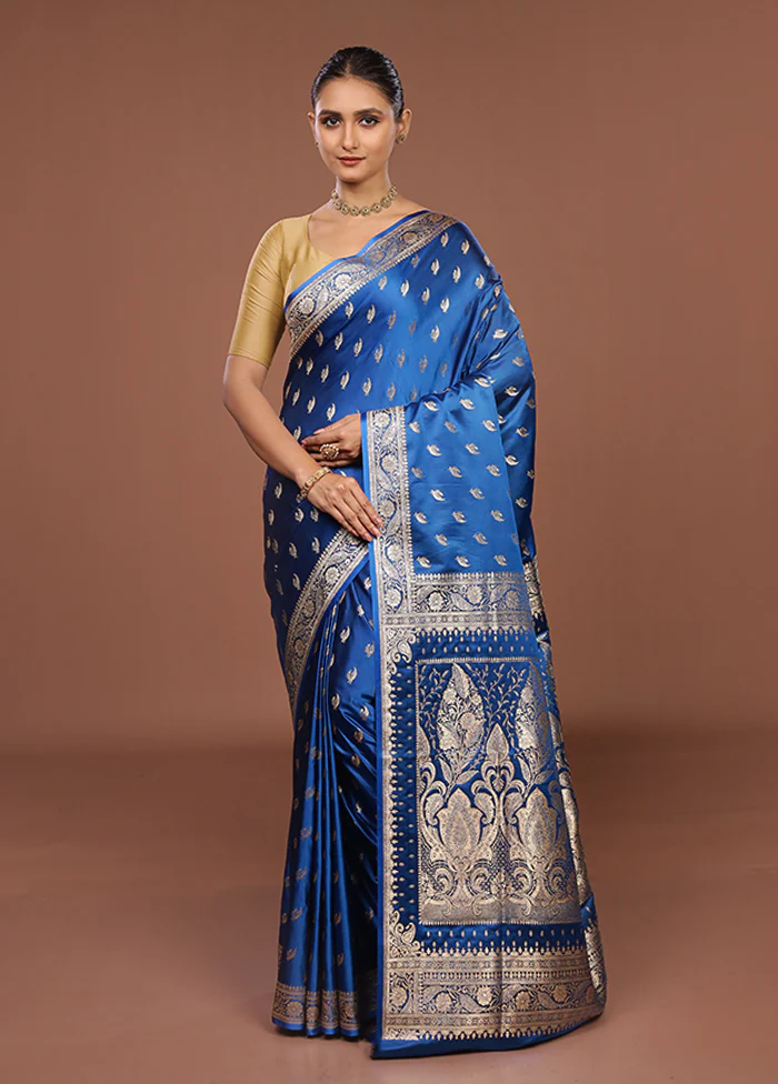 Blue Banarasi Silk Saree With Blouse Piece - Image 2