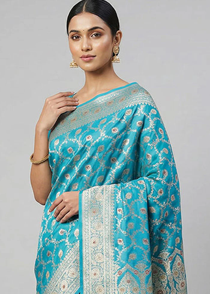 Blue Banarasi Silk Saree With Blouse Piece - Image 2
