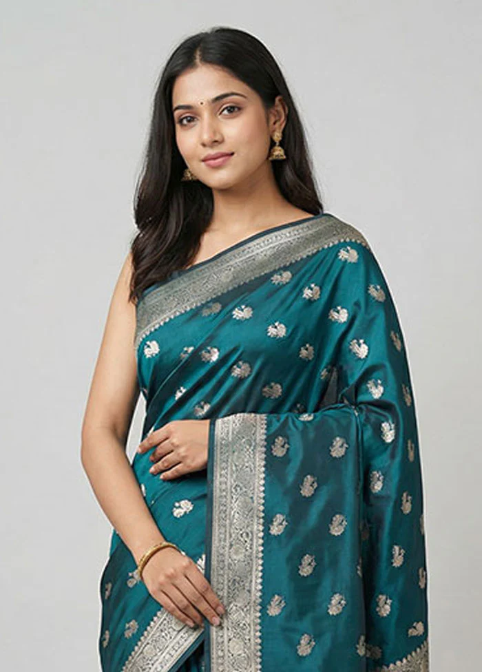 Blue Banarasi Silk Saree With Blouse Piece - Image 2