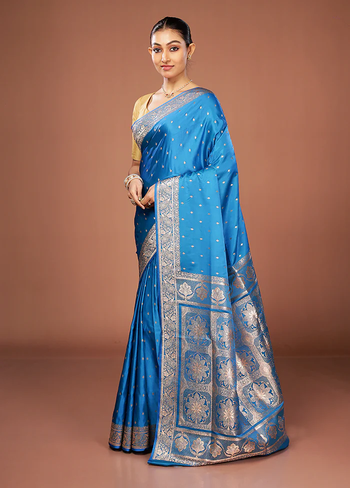 Blue Banarasi Silk Saree With Blouse Piece - Image 4