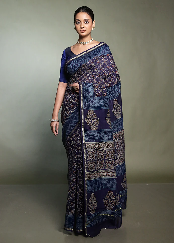 Blue Chanderi Cotton Saree With Blouse Piece - Image 2