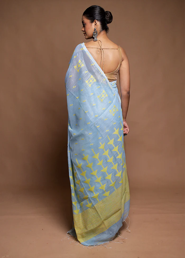 Blue Cotton Saree With Blouse Piece - Image 3