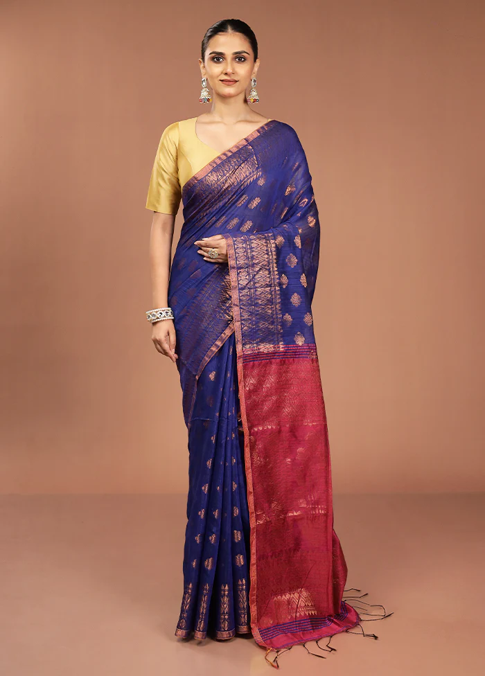 Blue Cotton Saree With Blouse Piece - Image 2