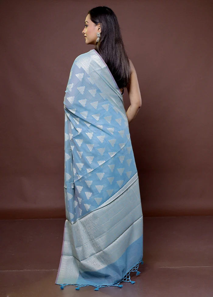 Blue Cotton Saree With Blouse Piece - Image 3