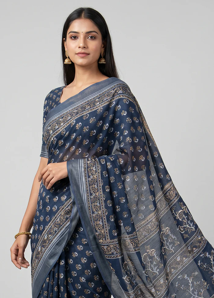 Blue Cotton Saree With Blouse Piece - Image 2