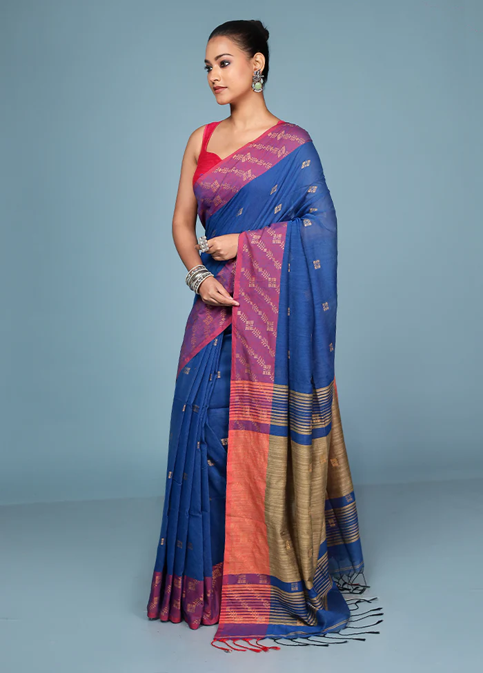 Blue Cotton Saree With Blouse Piece - Image 4
