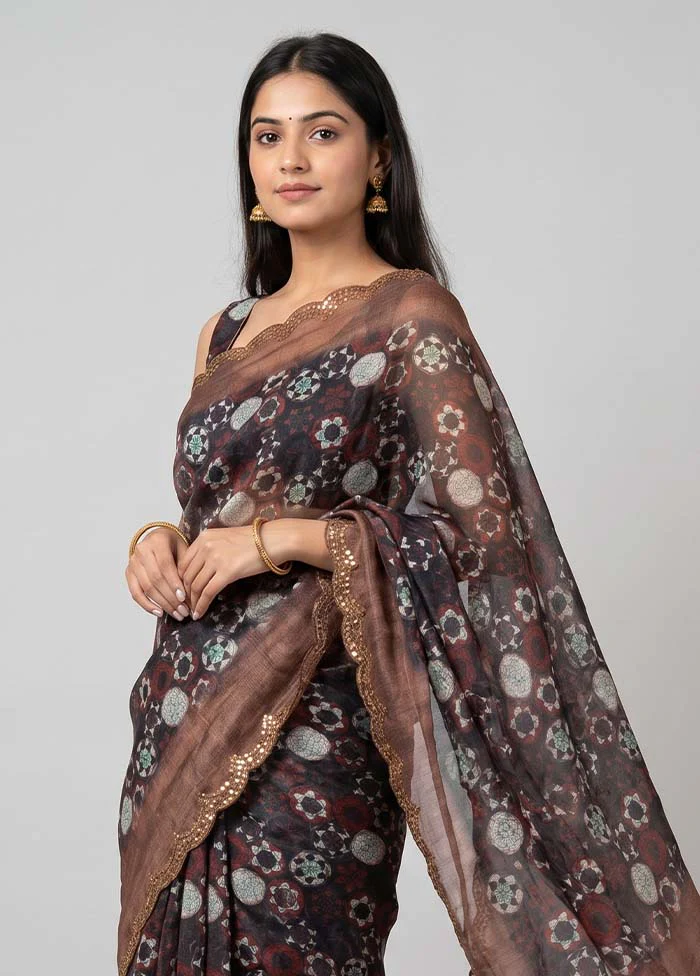 Blue Cotton Saree With Blouse Piece - Image 2