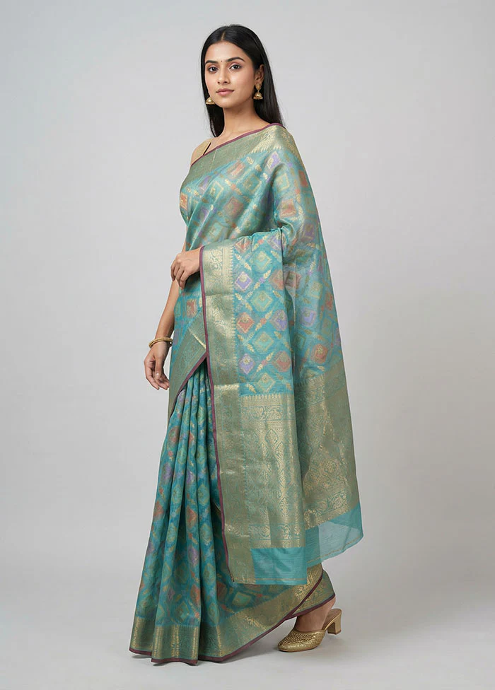 Blue Cotton Saree With Blouse Piece