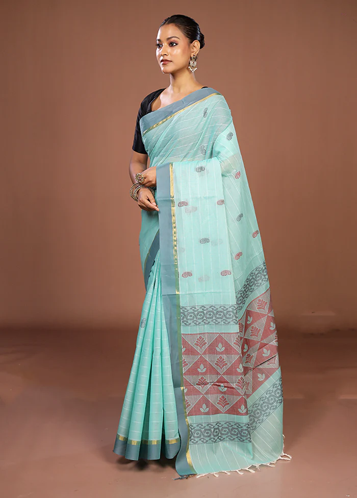 Blue Cotton Saree With Blouse Piece - Image 4