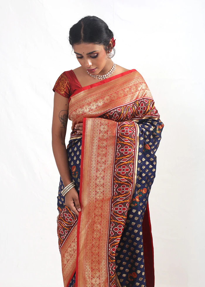 Blue Dupion Silk Saree With Blouse Piece