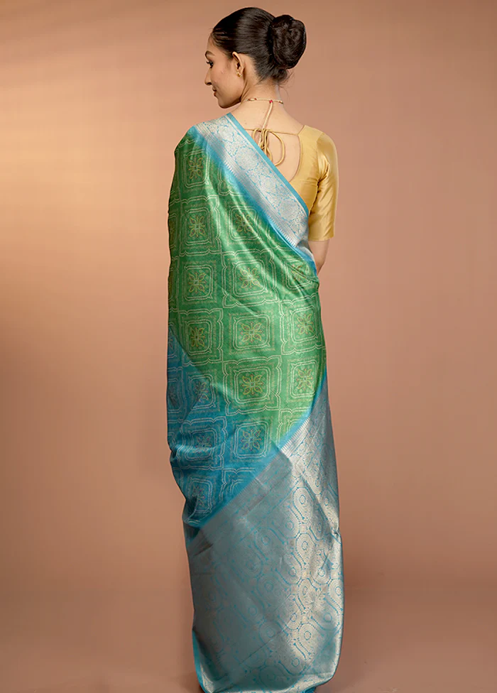 Green Dupion Silk Saree With Blouse Piece - Image 3