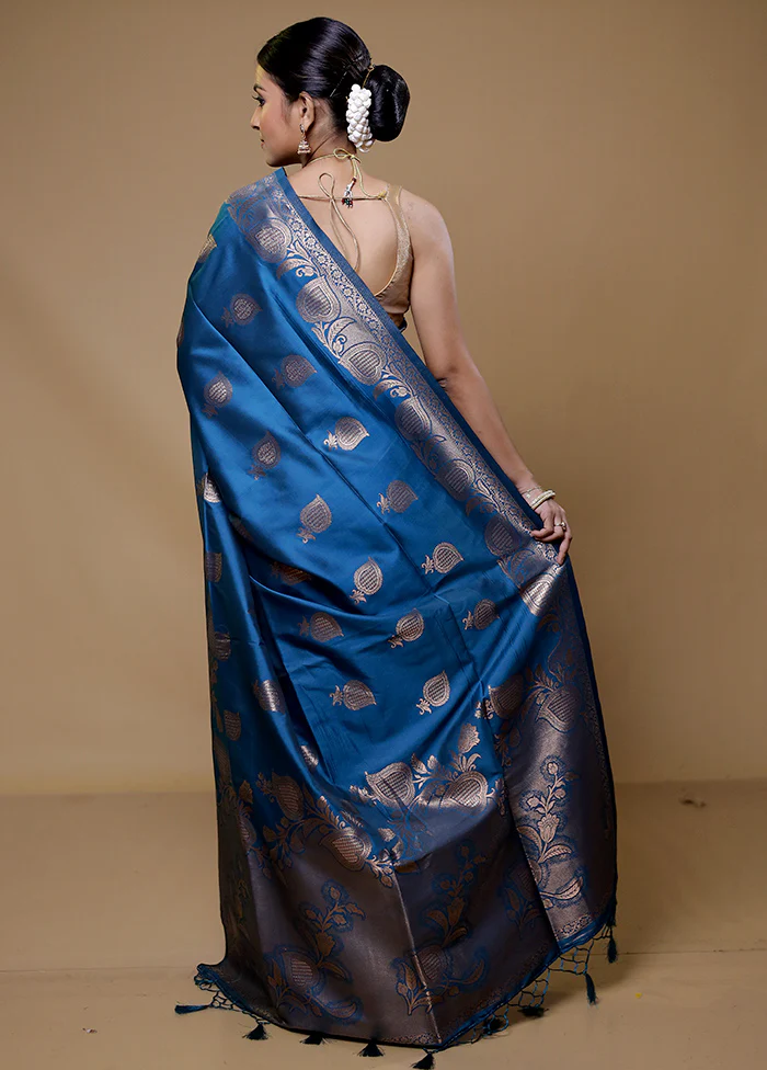 Blue Dupion Silk Saree With Blouse Piece - Image 3