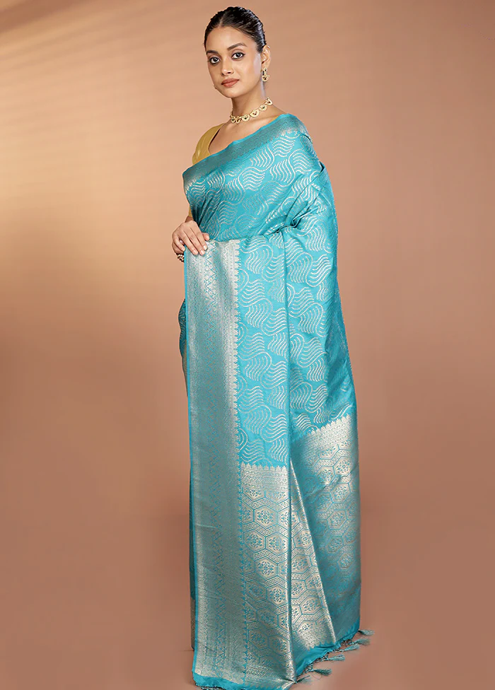 Blue Dupion Silk Saree With Blouse Piece - Image 4