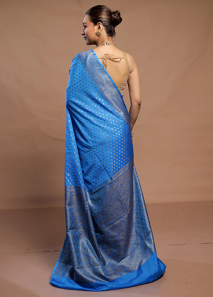 Blue Dupion Silk Saree With Blouse Piece - Image 3