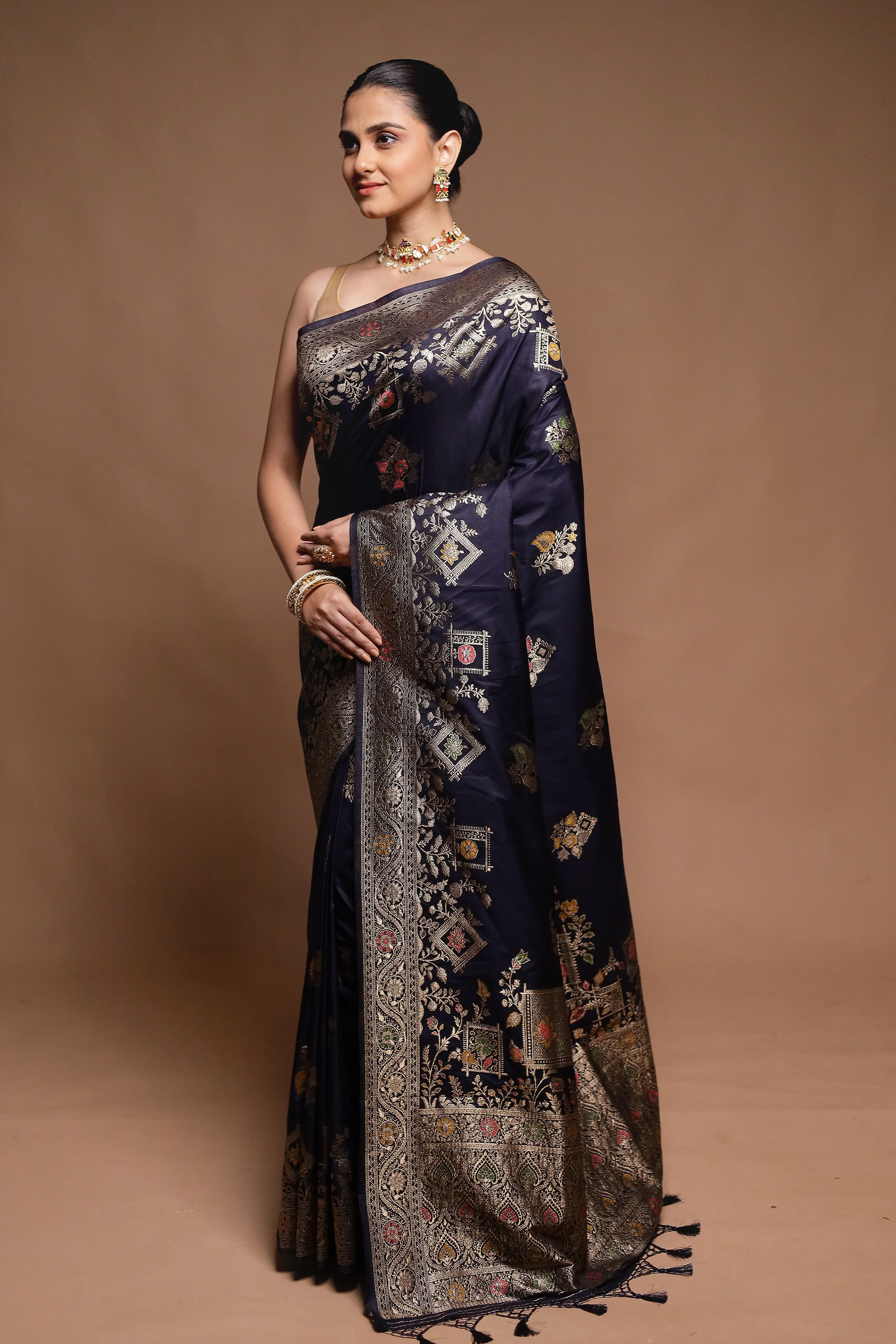 Blue Dupion Silk Saree With Blouse Piece - Image 4