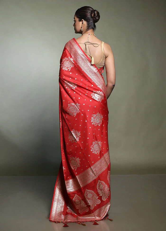 Red Dupion Silk Saree With Blouse Piece - Image 3