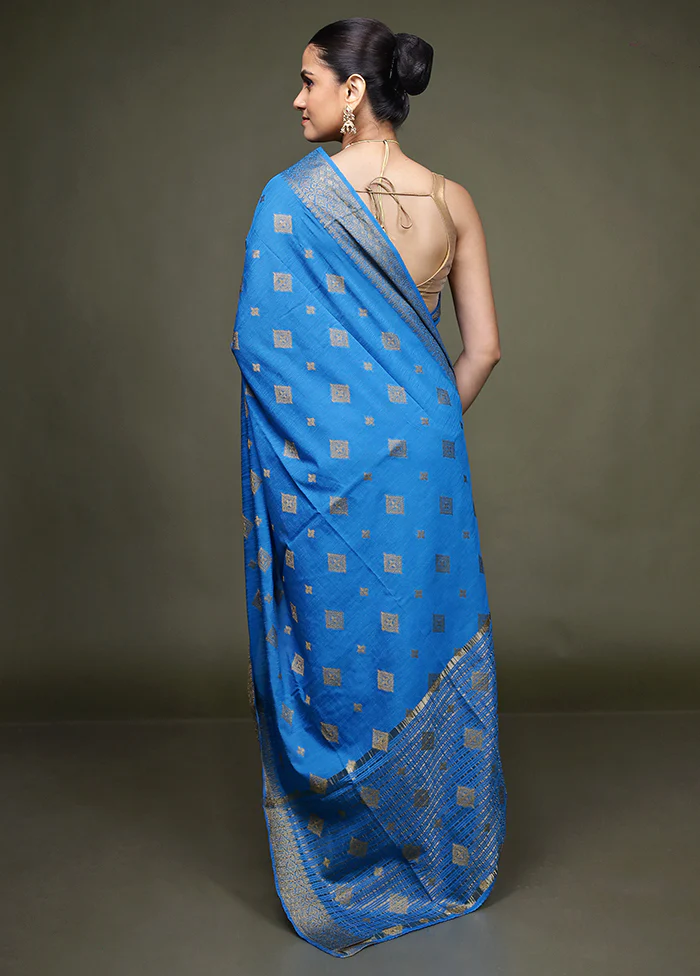 Blue Dupion Silk Saree With Blouse Piece - Image 3