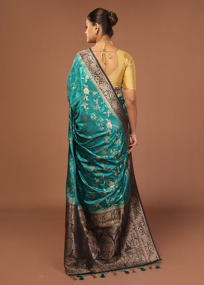 Blue Dupion Silk Saree With Blouse Piece - Image 3