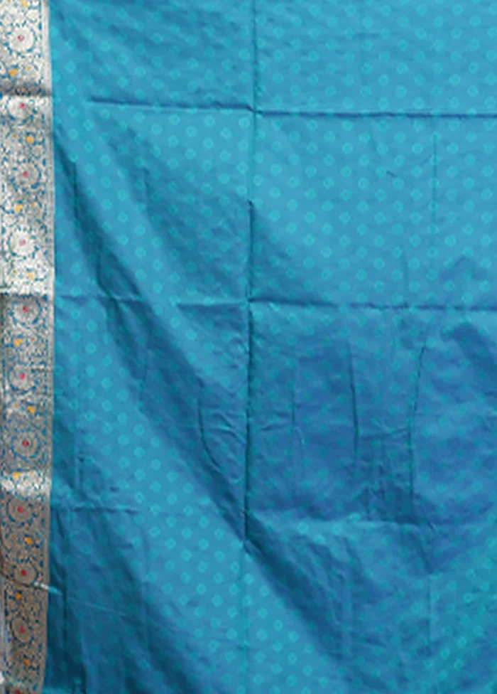 Blue Dupion Silk Saree With Blouse Piece - Image 5