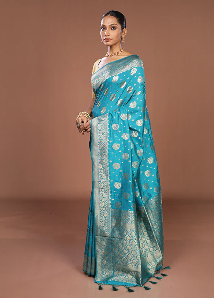 Blue Dupion Silk Saree With Blouse Piece - Image 4