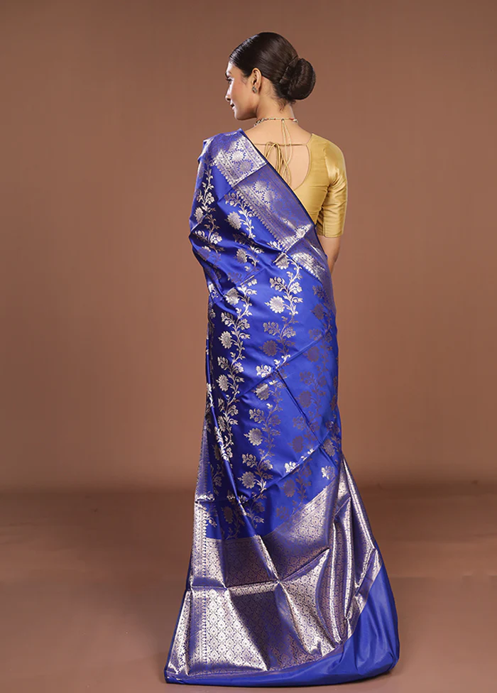 Blue Dupion Silk Saree With Blouse Piece - Image 3