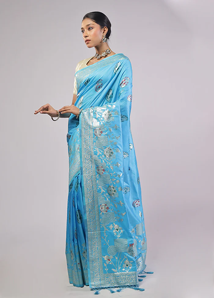 Blue Dupion Silk Saree With Blouse Piece - Image 4