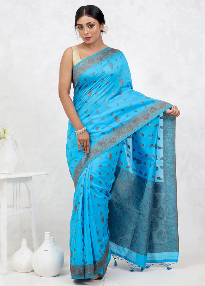 Blue Dupion Silk Saree With Blouse Piece - Image 2