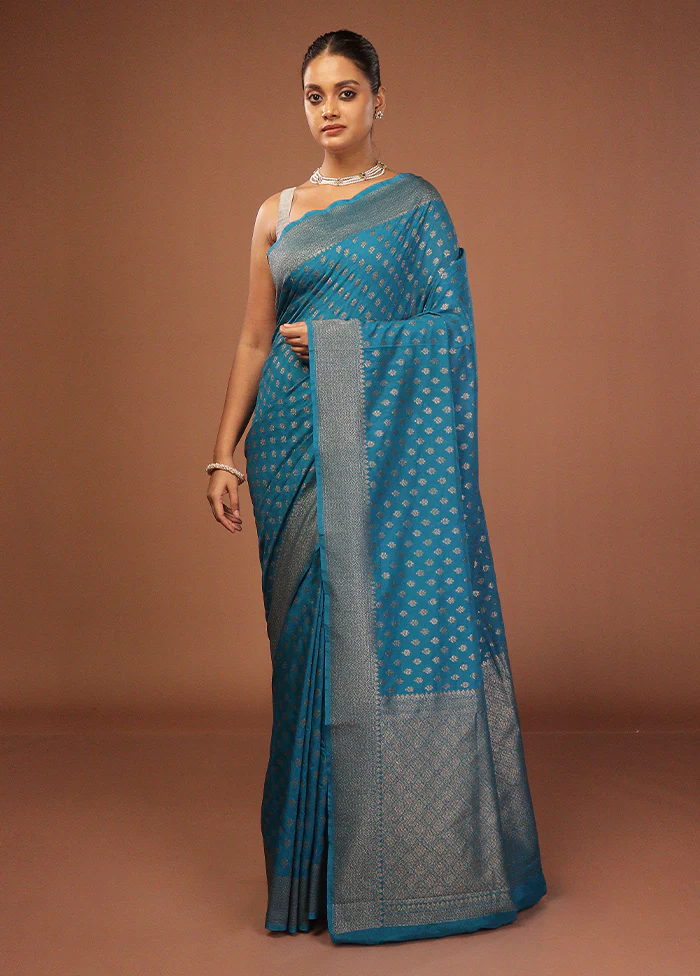 Blue Georgette Saree With Blouse Piece - Image 2