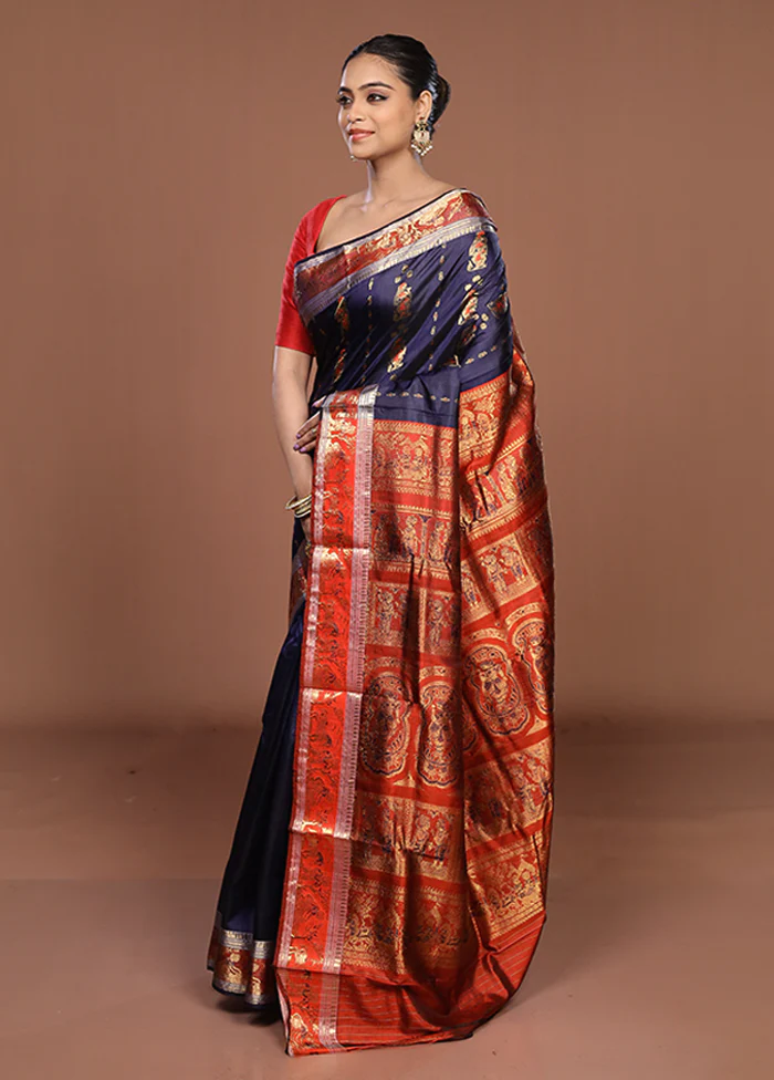 Blue Handloom Baluchari Pure Silk Saree With Blouse Piece - Image 4