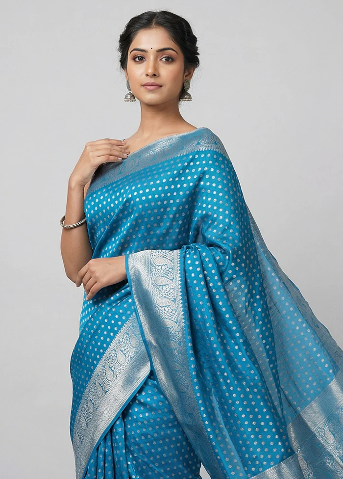 Blue Handloom Dupion Silk Saree With Blouse Piece - Image 2