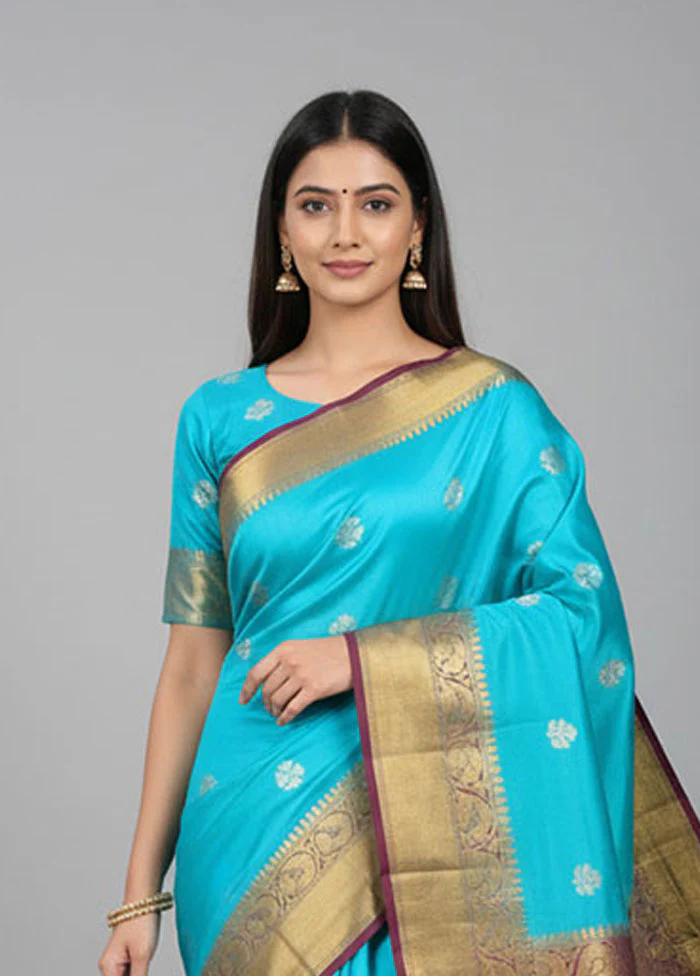 Blue Handloom Kanchipuram Pure Silk Saree With Blouse Piece - Image 2