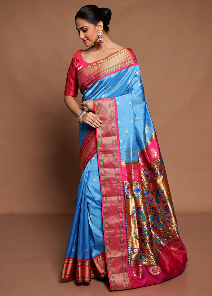 Blue Handloom Kanchipuram Pure Silk Saree With Blouse Piece - Image 4