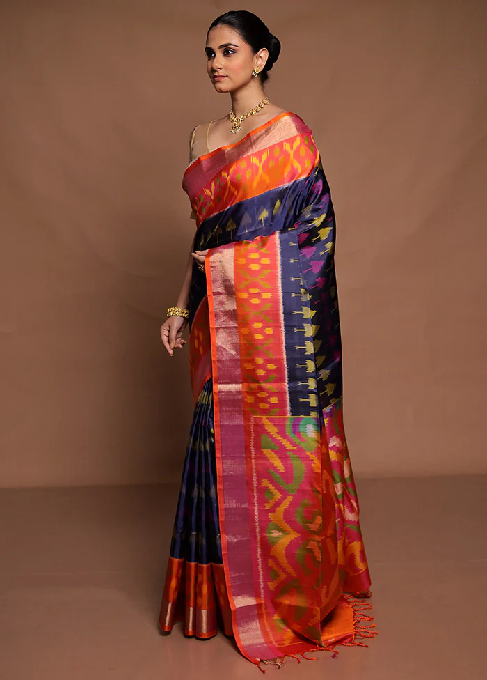 Blue Handloom Kanchipuram Pure Silk Saree With Blouse Piece - Image 4