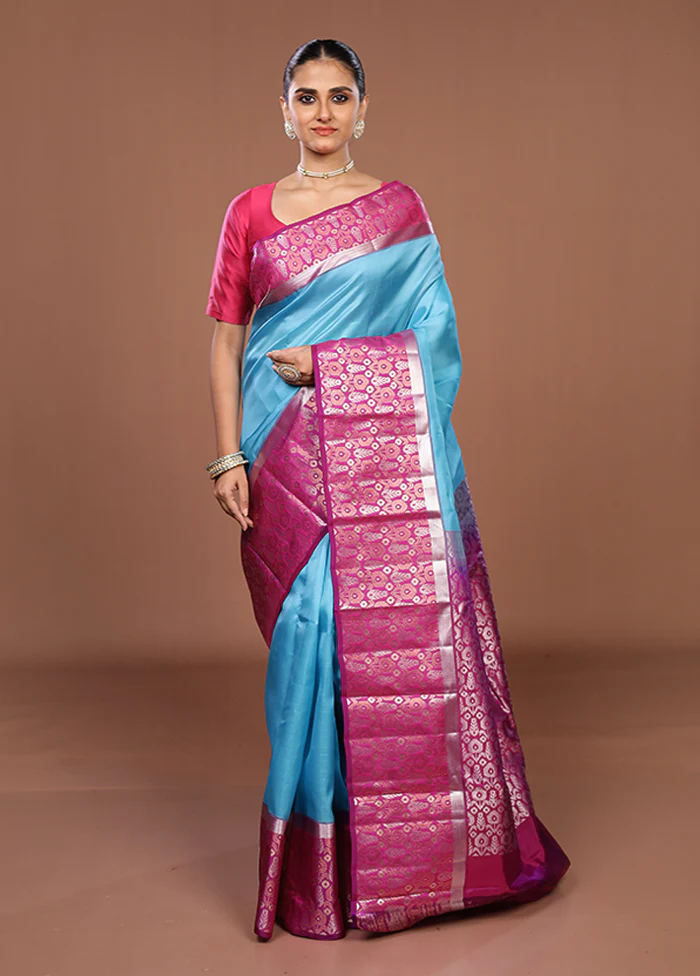Blue Handloom Kanchipuram Pure Silk Saree With Blouse Piece - Image 2