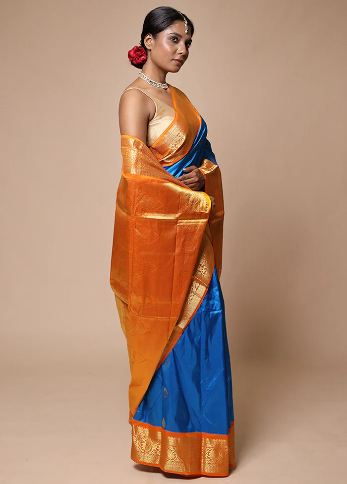Blue Handloom Kanjivaram Pure Silk Saree With Blouse Piece - Image 4