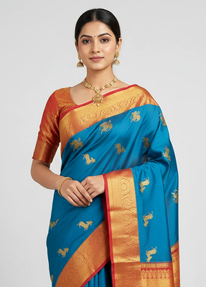 Blue Handloom Kanjivaram Pure Silk Saree With Blouse Piece - Image 2