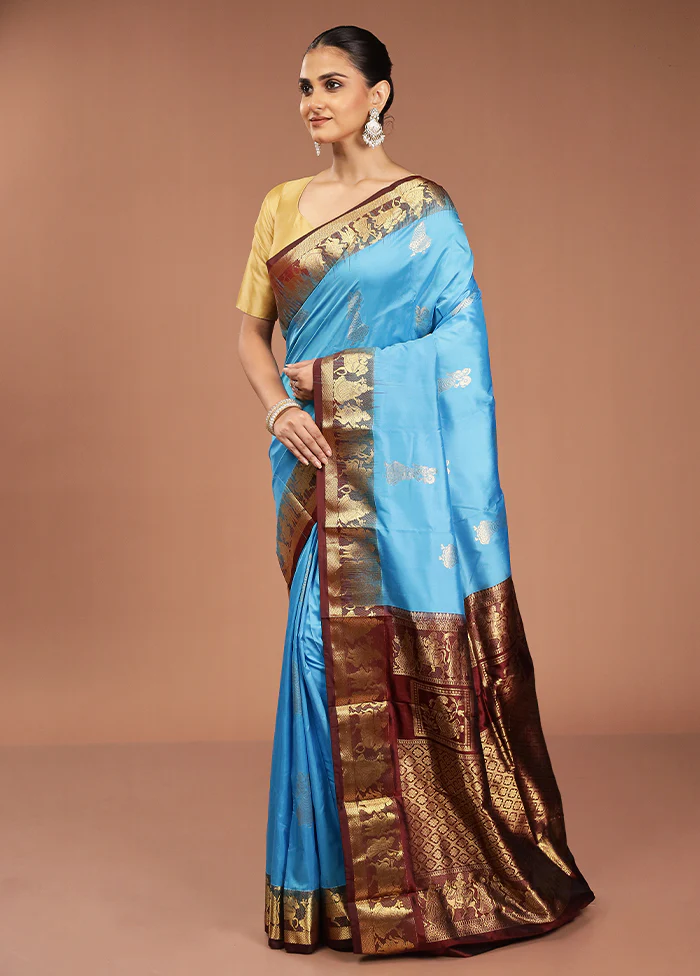 Blue Handloom Kanjivaram Pure Silk Saree With Blouse Piece - Image 4
