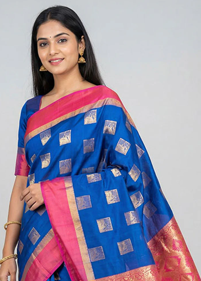 Blue Handloom Kanjivaram Pure Silk Saree With Blouse Piece - Image 2