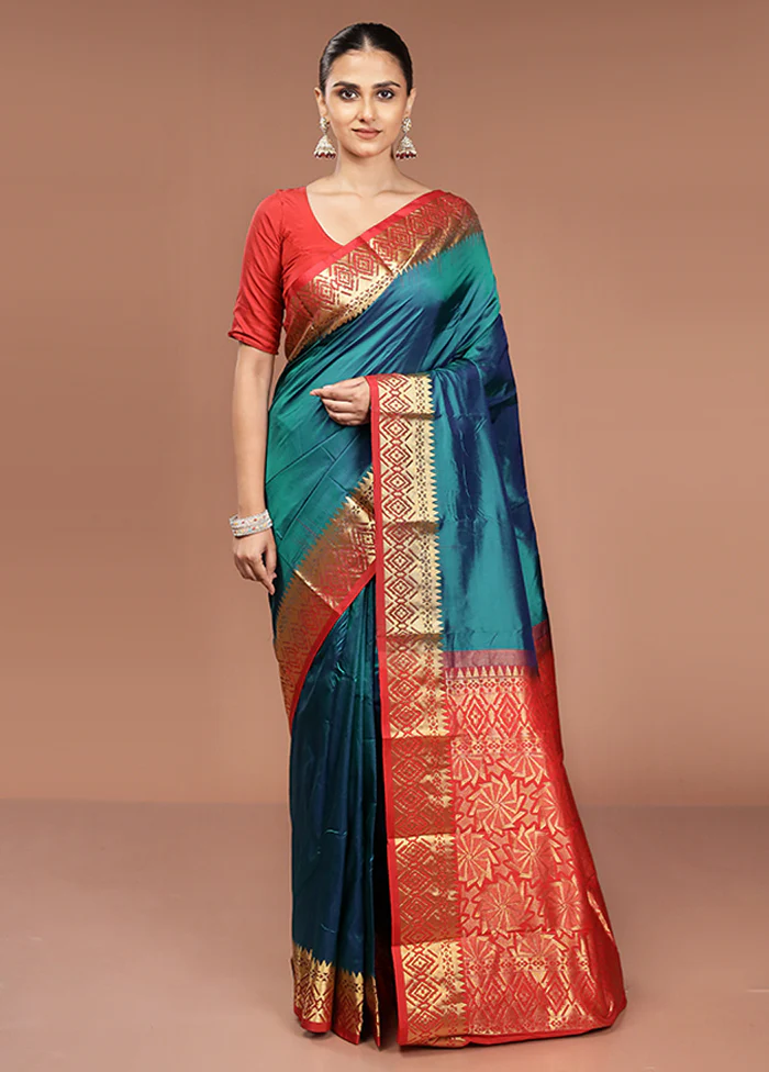 Blue Handloom Kanjivaram Pure Silk Saree With Blouse Piece - Image 2