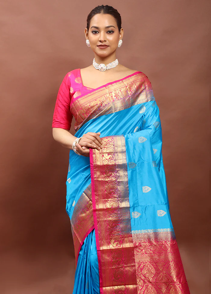 Blue Handloom Kanjivaram Pure Silk Saree With Blouse Piece - Image 2