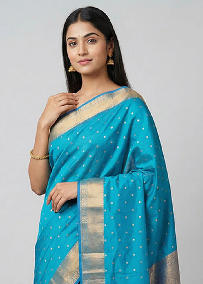 Blue Handloom Kanjivaram Pure Silk Saree With Blouse Piece - Image 2