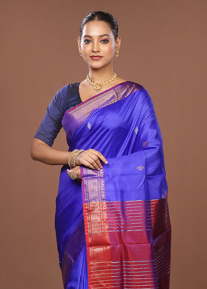 Blue Handloom Kanjivaram Pure Silk Saree With Blouse Piece