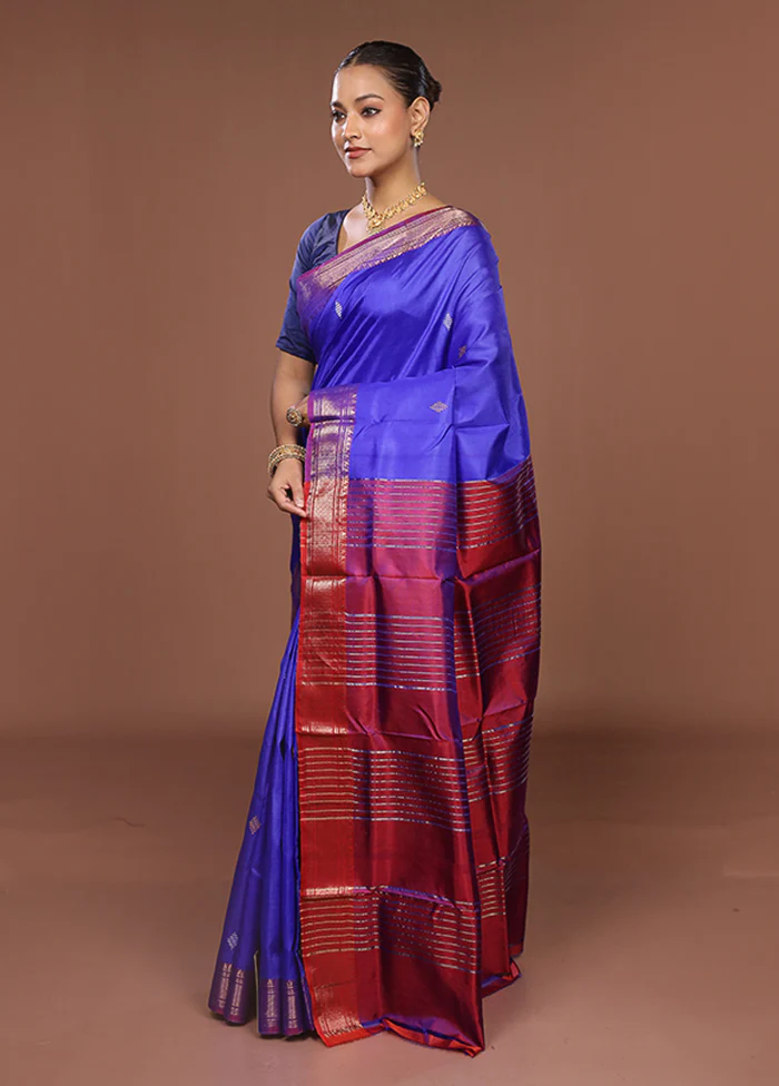 Blue Handloom Kanjivaram Pure Silk Saree With Blouse Piece - Image 4